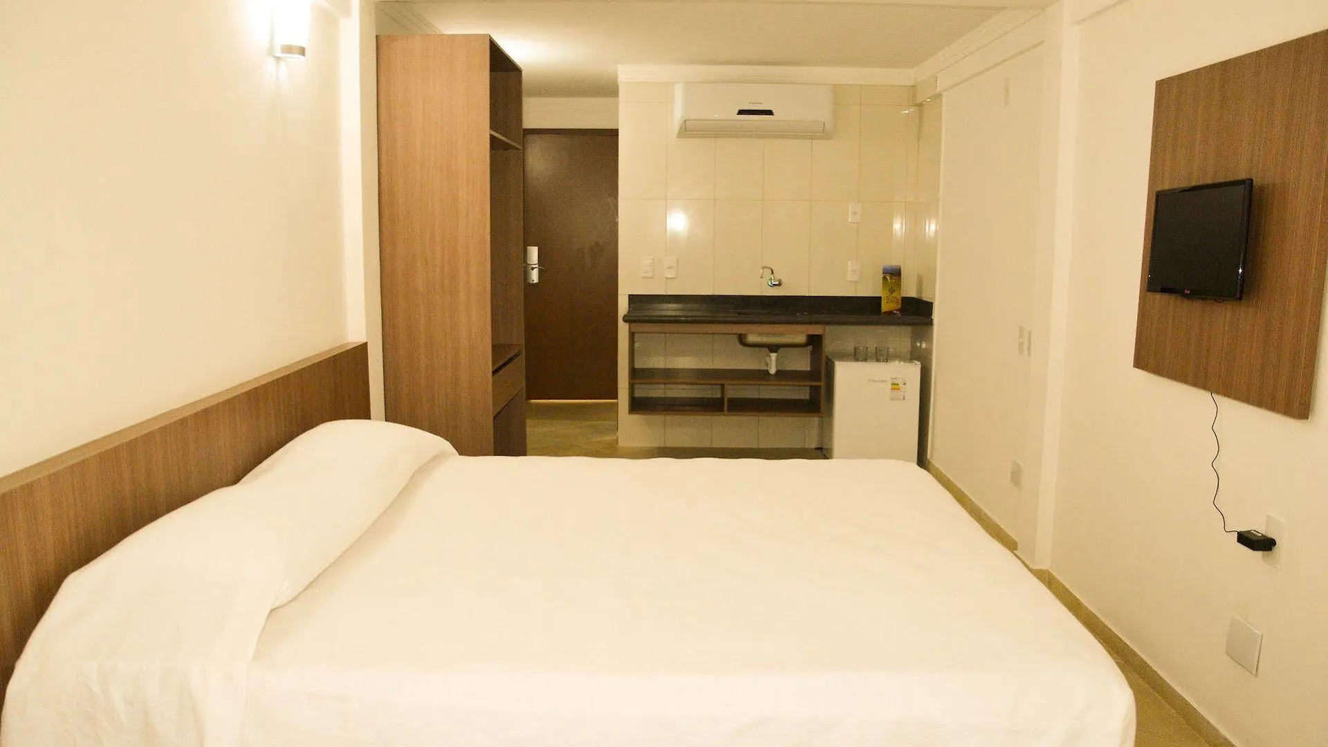 Happy Hotel Ponta Negra Natal