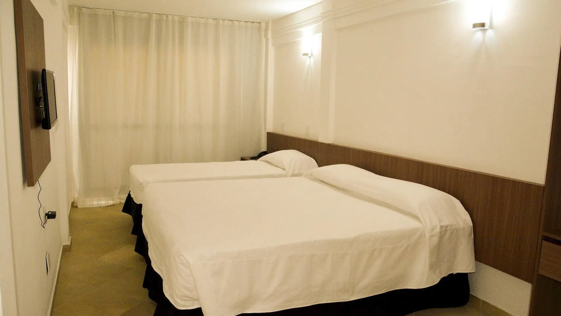 Happy Hotel Ponta Negra Natal