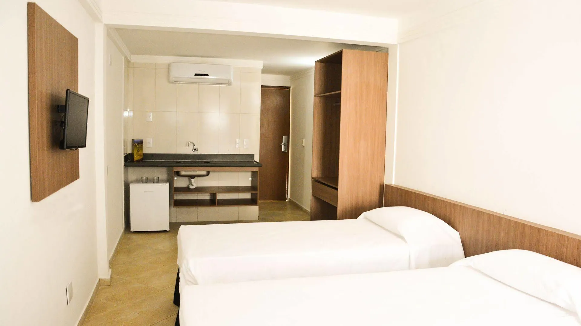 ***  Happy Hotel Ponta Negra Natal Brazil